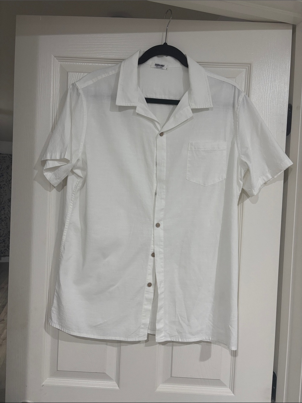 Casual Short-Sleeve Button-Up Shirt and pants White